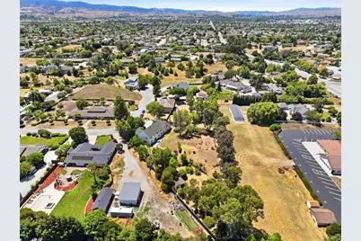 130 Sunrise Dr, Hollister, CA 95023 - Photo 65