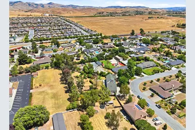 130 Sunrise Dr, Hollister, CA 95023 - Photo 69