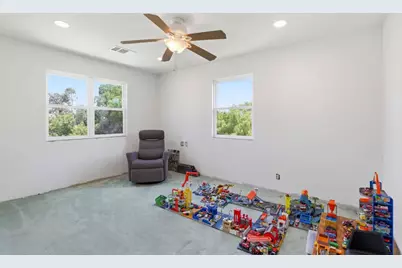 130 Sunrise Dr, Hollister, CA 95023 - Photo 23