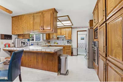 130 Sunrise Dr, Hollister, CA 95023 - Photo 9