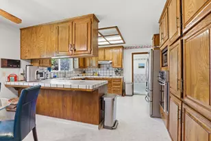 130 Sunrise Dr, Hollister, CA 95023 - Photo 9
