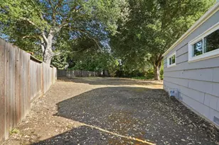 1711 William Henry Ct, Los Altos, CA 94024 - Photo 21