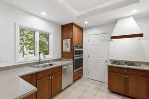 15741 Orange Blossom Ln, Los Gatos, CA 95032 - Photo 17