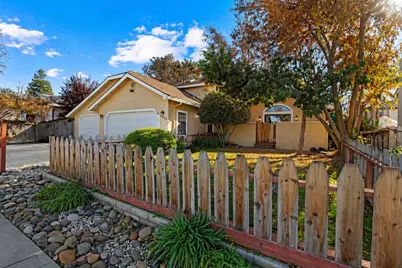 1511 Las Brisas Dr, Hollister, CA 95023 - Photo 1
