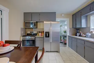 135 S 26th St, San Jose, CA 95116 - Photo 37
