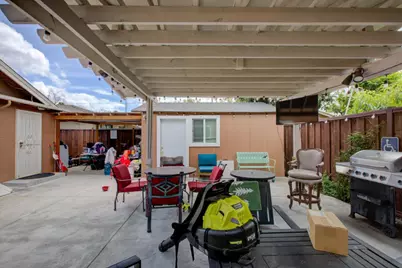 135 S 26th St, San Jose, CA 95116 - Photo 11