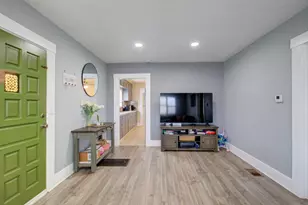 135 S 26th St, San Jose, CA 95116 - Photo 27