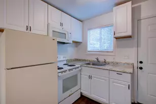 135 S 26th St, San Jose, CA 95116 - Photo 21