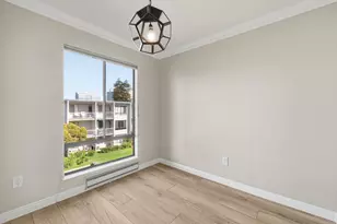 8 Commodore Dr C457, Emeryville, CA 94608 - Photo 9