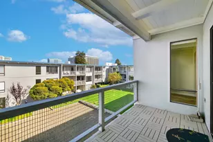 8 Commodore Dr C457, Emeryville, CA 94608 - Photo 21