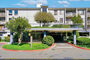 8 Commodore Dr C457, Emeryville, CA 94608 - Photo 29