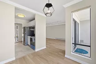 8 Commodore Dr C457, Emeryville, CA 94608 - Photo 11