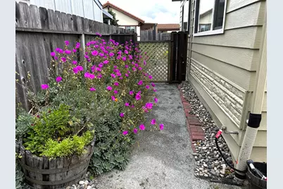 2435 Felt St 74, Santa Cruz, CA 95062 - Photo 5