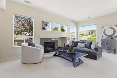9015 Village View Dr, San Jose, CA 95135 - Photo 9