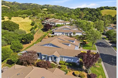 9015 Village View Dr, San Jose, CA 95135 - Photo 43