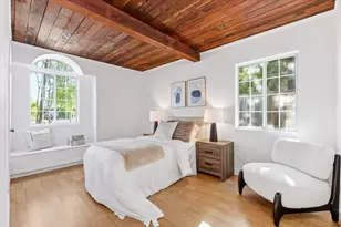 21075 Greenleaf Dr, Cupertino, CA 95014 - Photo 51