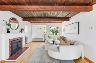 21075 Greenleaf Dr, Cupertino, CA 95014 - Photo 39