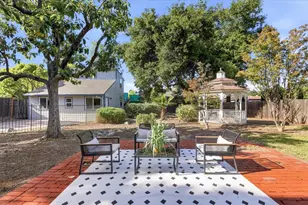 21075 Greenleaf Dr, Cupertino, CA 95014 - Photo 3