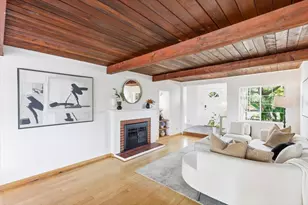 21075 Greenleaf Dr, Cupertino, CA 95014 - Photo 41
