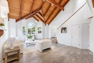 21075 Greenleaf Dr, Cupertino, CA 95014 - Photo 9