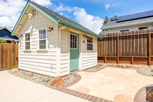 1415 Chanticleer Ave, Santa Cruz, CA 95062 - Photo 31