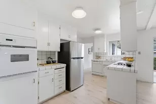 2853 Clifford Ave, San Carlos, CA 94070 - Photo 11