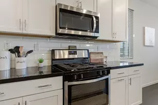 1131 Julia Cir, Hollister, CA 95023 - Photo 5