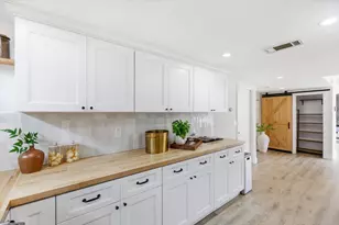 566 Maple Ave, Sunnyvale, CA 94085 - Photo 17