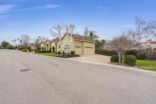 50 Ralphs Way, Hollister, CA 95023 - Photo 3