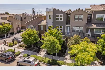 391 Charles Morris Ter, Sunnyvale, CA 94085 - Photo 33
