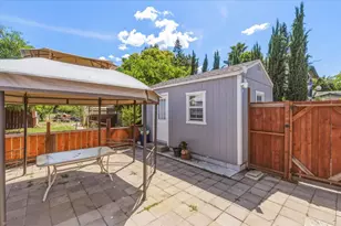 820 Maple Ave, San Martin, CA 95046 - Photo 29