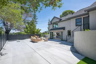 655 Hayne Rd, Hillsborough, CA 94010 - Photo 45