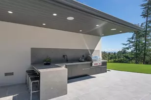 655 Hayne Rd, Hillsborough, CA 94010 - Photo 43