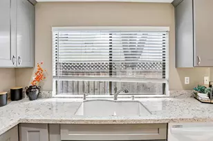 480 N Winchester Blvd 8, Santa Clara, CA 95050 - Photo 11