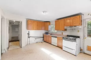 6180 Oakdale Ave, Oakland, CA 94605 - Photo 13