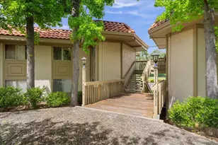 8014 Pinot Noir Ct, San Jose, CA 95135 - Photo 3