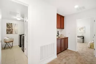 61 Montecito Vista Dr 6, San Jose, CA 95111 - Photo 31