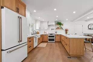 302 Carbonera Dr, Santa Cruz, CA 95060 - Photo 13