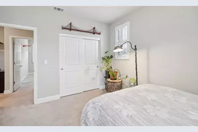 100 Crestview Cir, Daly City, CA 94015 - Photo 21