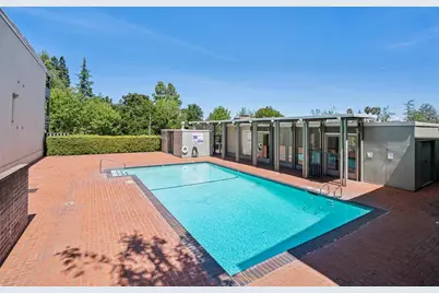 4004 Farm Hill Boulevard 303, Redwood City, CA 94061 - Photo 19
