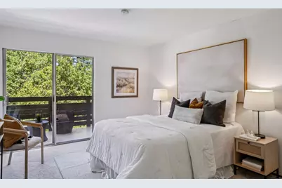 4004 Farm Hill Boulevard 303, Redwood City, CA 94061 - Photo 11