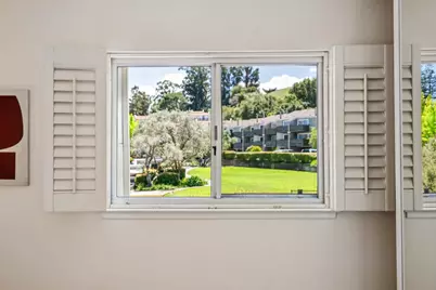 4004 Farm Hill Boulevard 303, Redwood City, CA 94061 - Photo 17