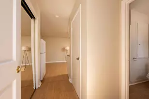 1810 Hillside Dr, Burlingame, CA 94010 - Photo 19