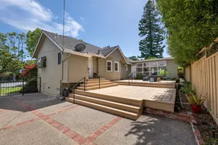 1810 Hillside Dr, Burlingame, CA 94010 - Photo 23