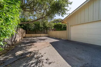 1027 Vaquero Rd, Pebble Beach, CA 93953 - Photo 37