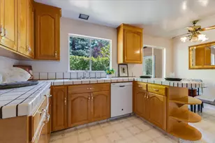 1225 San Mateo Dr, Menlo Park, CA 94025 - Photo 25