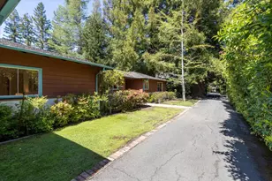 1225 San Mateo Dr, Menlo Park, CA 94025 - Photo 17