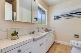 1225 San Mateo Dr, Menlo Park, CA 94025 - Photo 37
