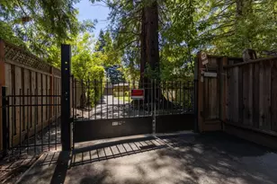 1225 San Mateo Dr, Menlo Park, CA 94025 - Photo 43