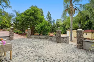 17250 Pine Ave, Los Gatos, CA 95032 - Photo 11